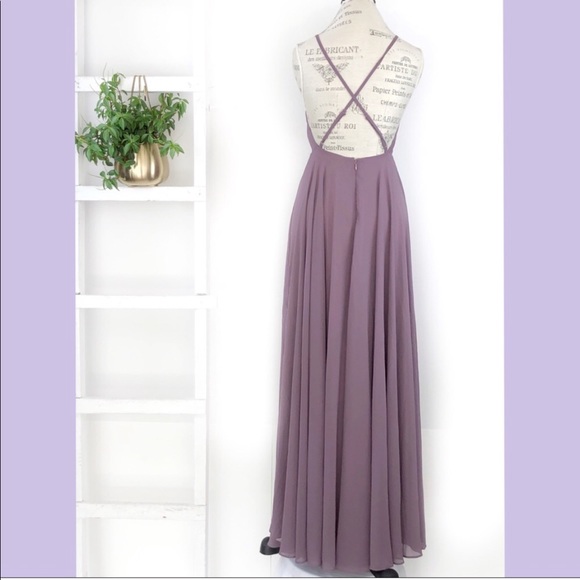 Flowy Maxi Crisscross Open Back Lilac Formal Dress - Picture 6 of 13